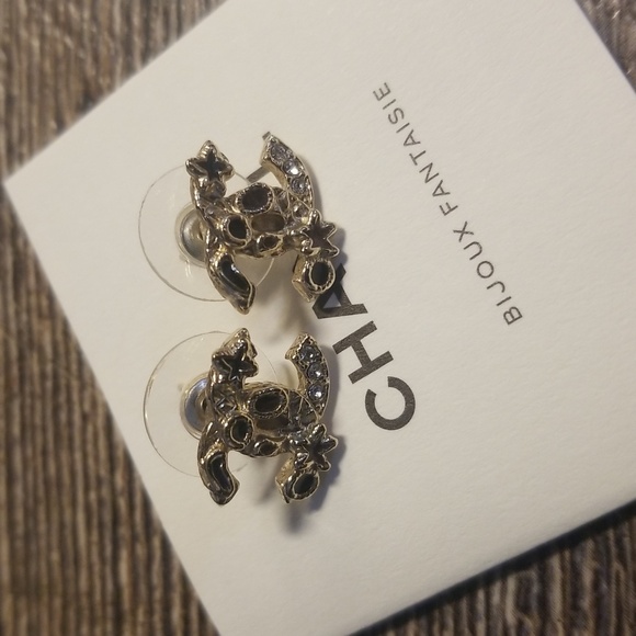 CHANEL CC NIB Star Black Stone Gold Crystal Stud Earrings All Inclusive Full Set - Picture 1 of 17